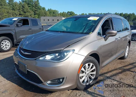 2017 Chrysler Pacifica Touring-L from USA, damaged, VIN 2C4RC1BG3HR729383